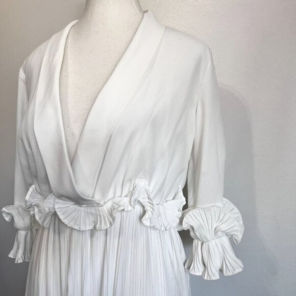 PRETTYLITTLETHING WHITE FRILL DETAIL PLEATED SKATER DRESS - - Picture 5 of 11